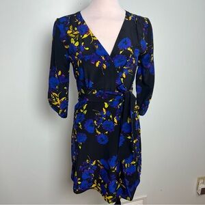 Yumi Kim 100% Silk Floral V-Neck Midi Wrap Dress Women’s Size Small